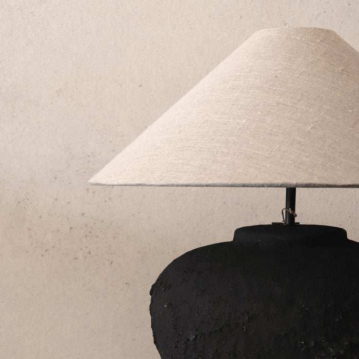 Gentong Table Lamp | Black