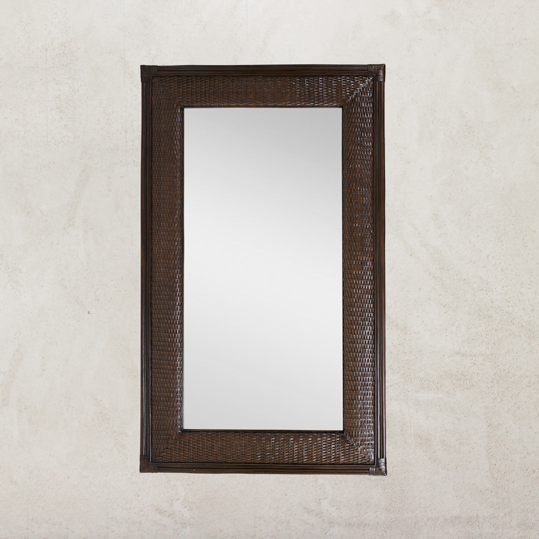 Amara Mirror
