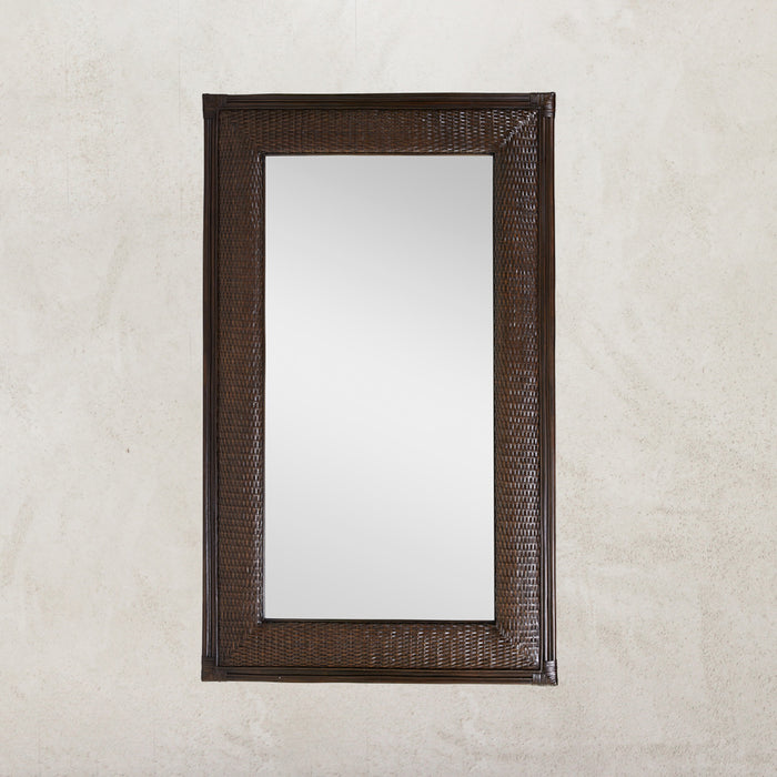 Amara Mirror