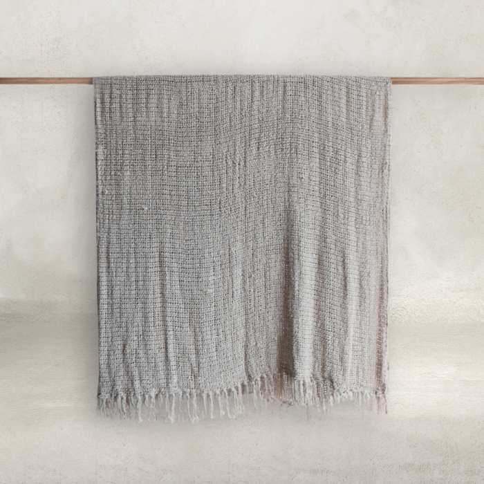 Coco Linen Throw