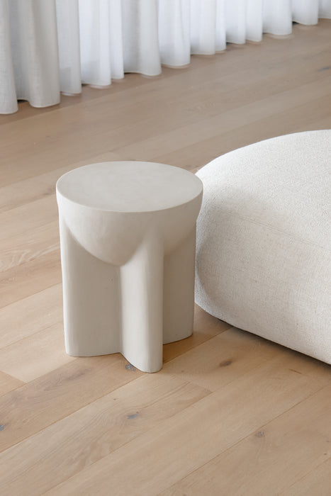 Vassilo Side Table