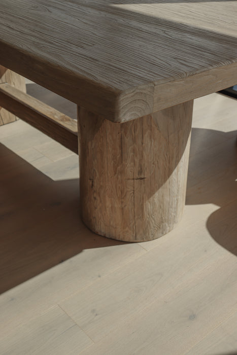 Lamu Dining Table
