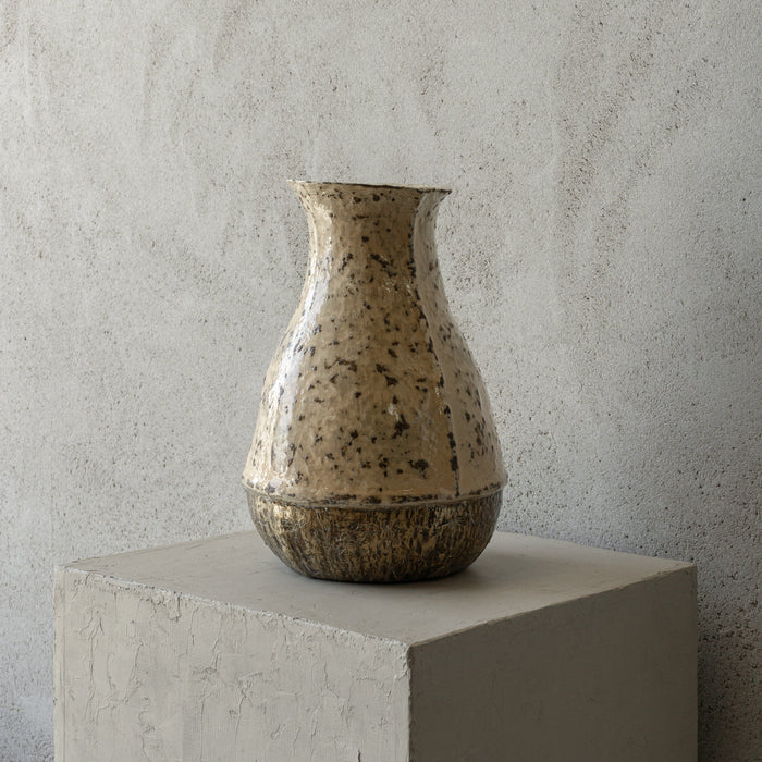 Chimbe Vase