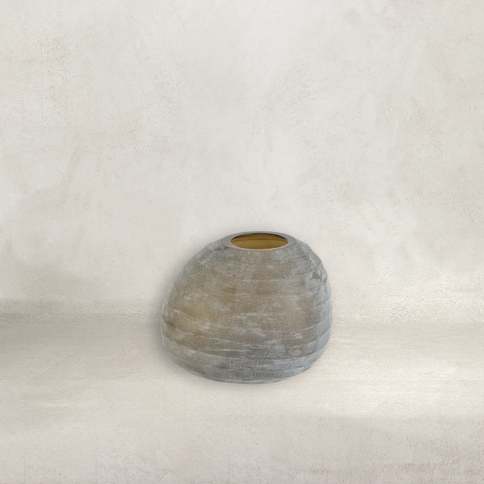 Nira Vase