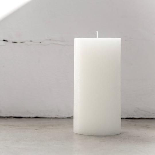 WHITE TEXTURED PILLAR CANDLE - MED